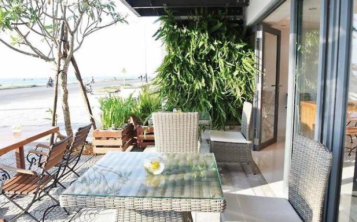 Da Nang Bay Beachfront Hotel