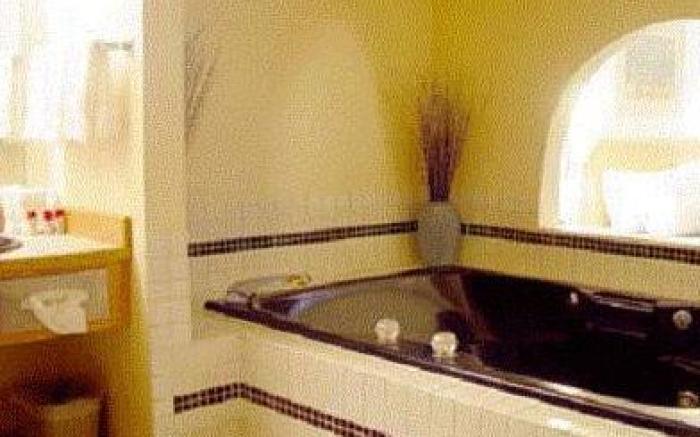 Village Inn & Suites Marysville
