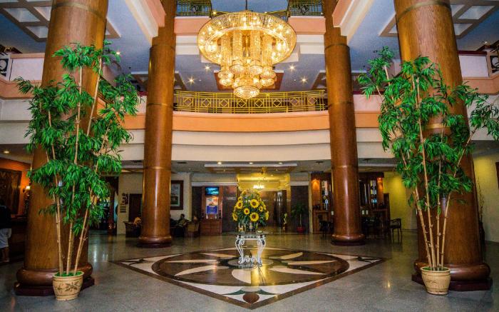 Abadi Hotel Convention Center