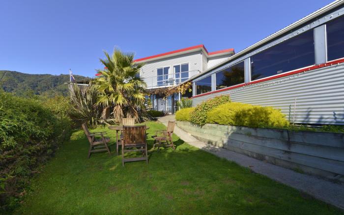 Tombstone Motel, Lodge & Backpacker