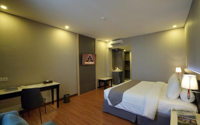 pyramid suites Hotel