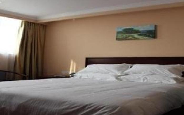 GreenTree Inn ZhenJiang Jurong New Bus Station Express Hotel