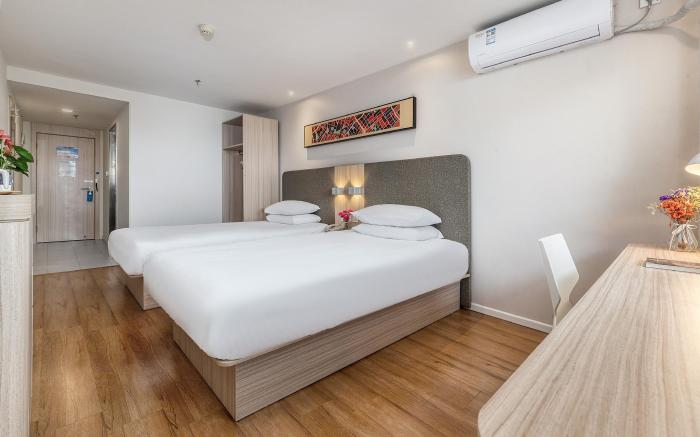 Hanting Hotel Guangzhou Fanyu Bridge Walking Street
