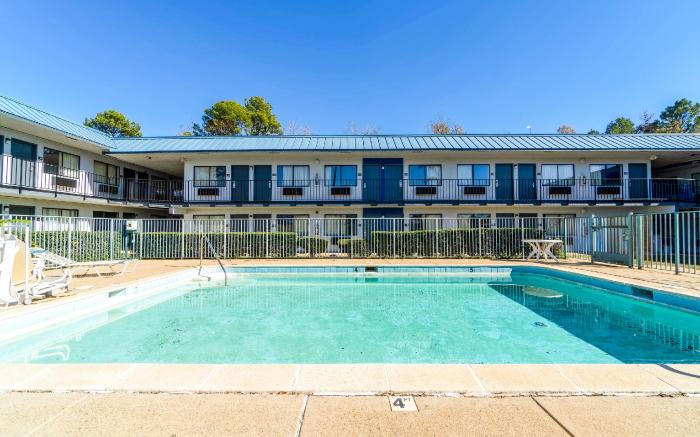 Xpress Inn & Extended Stays