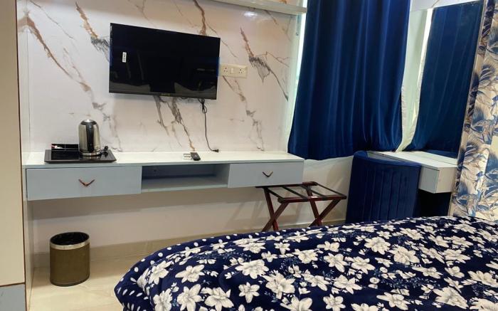 Hotel Noida Dreams