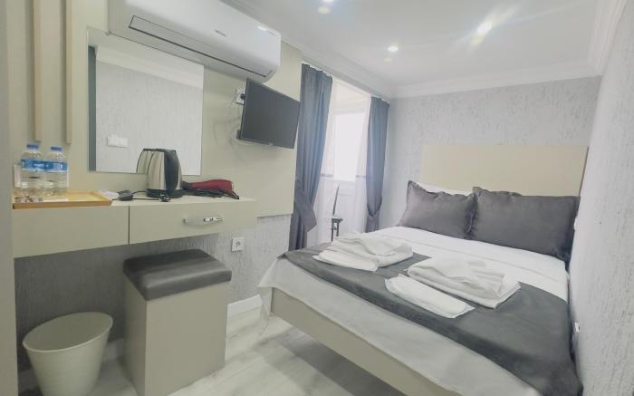La Mer Old City Hotel 