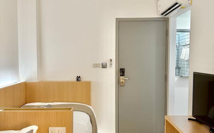 E11 Hotel BTS Punnawithi