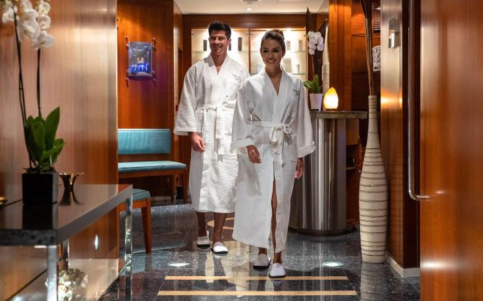 Jumeirah Emirates Towers Dubai