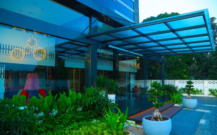 Noah Sky Suites