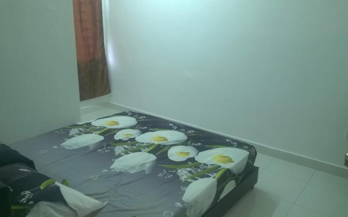 Husna Homestay Kluang (For Muslim Only)