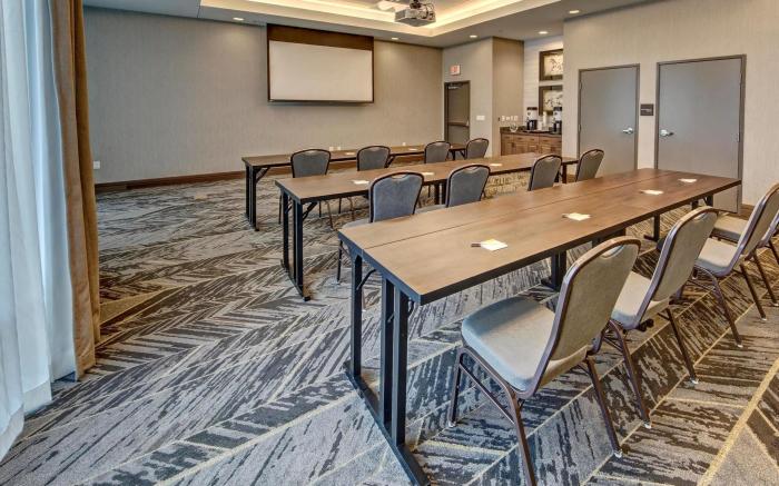 Hampton Inn & Suites Franklin Berry Farms