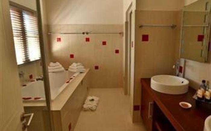 LAvenir Country Lodge