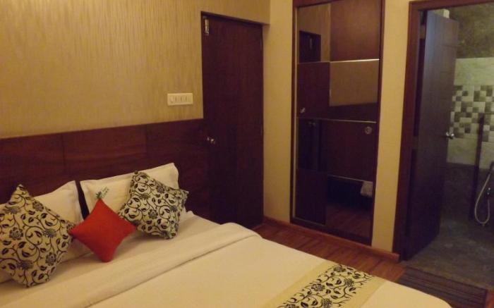 The Majestic Crown Hotel