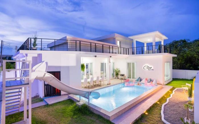 Cleo Pool Villa