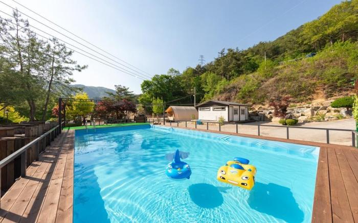 Inje Naerincheon Glamping