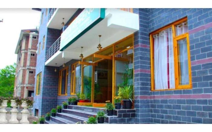 Hotel Neha Regency