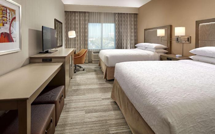 Hampton Inn Long Beach Airport
