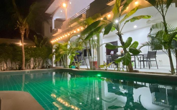 jomtien beach 600M,6BR modern villa