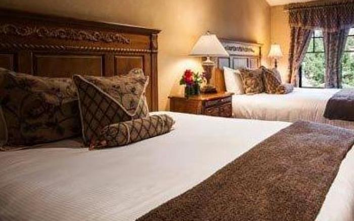 The Chateaux Deer Valley