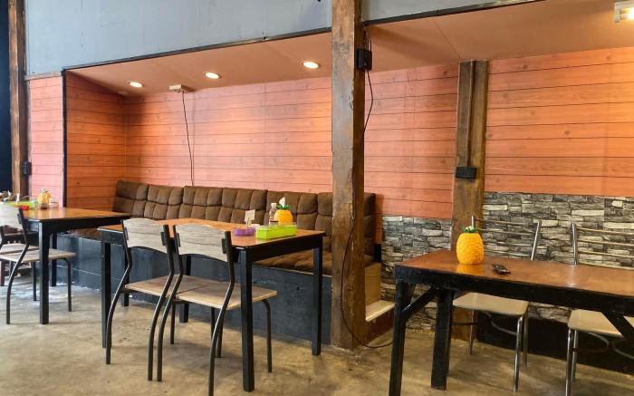 โรงแรมคุ้มเดช - Koomdech Hotel