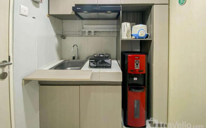 Comfort 1BR at Amartha View By Travelio