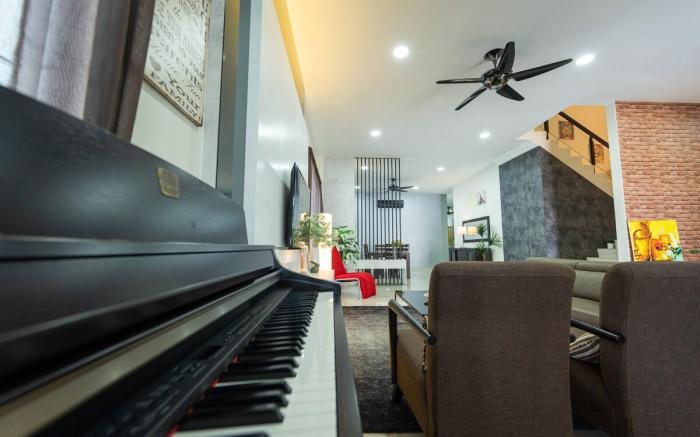 CloClo Villa - Truly Cuti-Cuti Melaka (24pax)