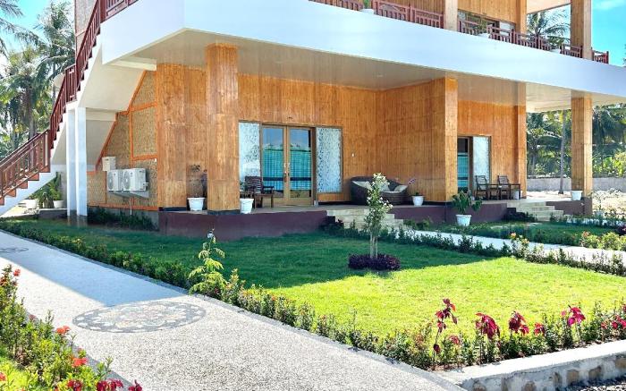 Bayview Beach Resort East Lombok