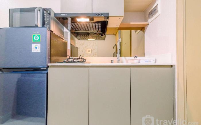 Comfort and Modern 1BR at Gold Coast By Travelio