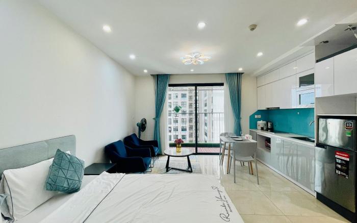 Cindy Vinhomes D'Capitale Apartments