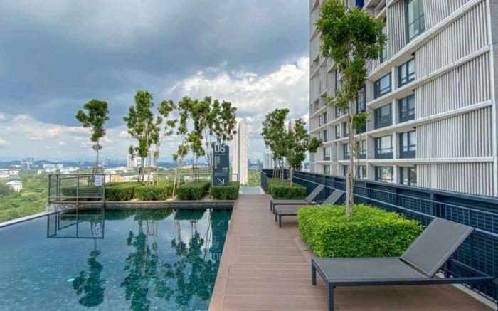 Duplex Cozy with Sunset View Tamarind Suite Cyber