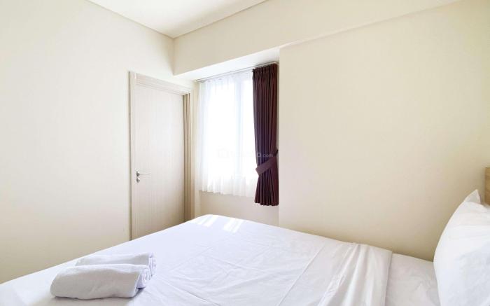 Spacious Modern 3BR Meikarta Apartment By Travelio