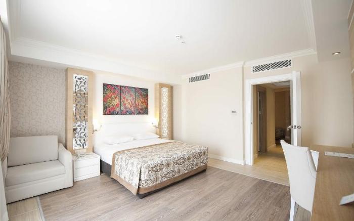 Crystal Sunset Luxury Resort Spa - All Inclusive