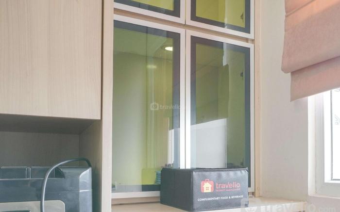 Good Deal 1BR Green Pramuka near Mall By Travelio