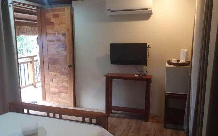 birdwatchers beachfront hotel panglao