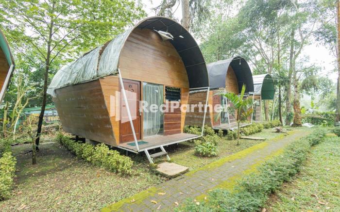 Chikar Glamping @ Wisata Coban Talun Mitra RedDoorz