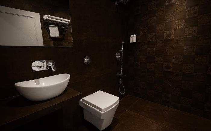 Arnna Hotel - Goregaon
