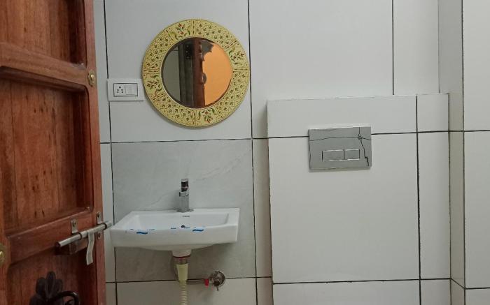 Lassi Guest House	
