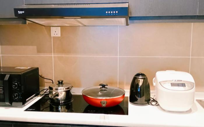 kulai d’putra suites A1094 5pax 2mins to ioi Mall