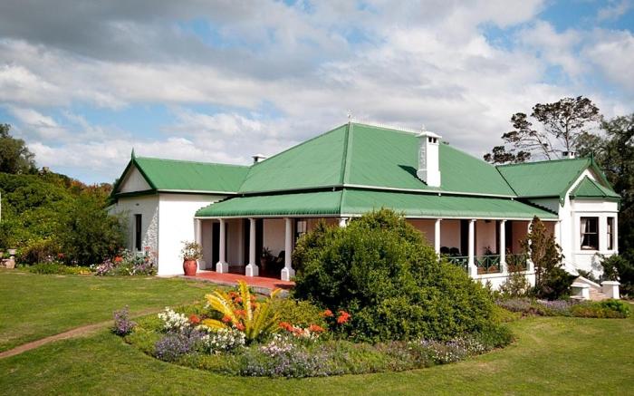 Leeuwenbosch Country House  Amakhala Game Reserve