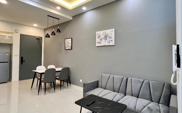Paradigm Residence, Honeymoon by Guesthouse (2pax)