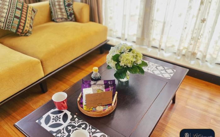 Serviced Apt w skylineview,Projector, 2BR incenter