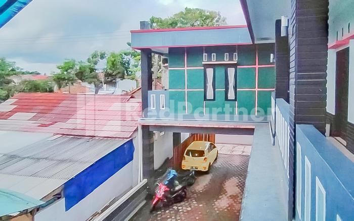 Indah Savana Hotel Mitra RedDoorz