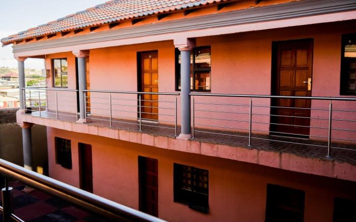 Princeville Guest Lodge