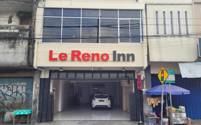 Urbanview Le Reno Inn Wirobrajan by RedDoorz