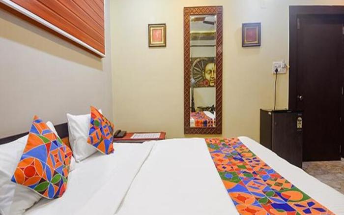 FabExpress Corinthia Boutique Rooms - Nr. Candolim Beach