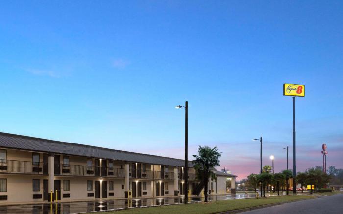 Super 8 by Wyndham Perry GA
