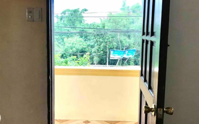 Aircon 3 Rooms near Hagnaya Port & Beaches + Wifi