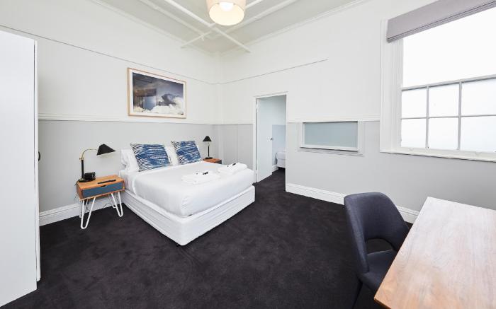Bridgeview Hotel