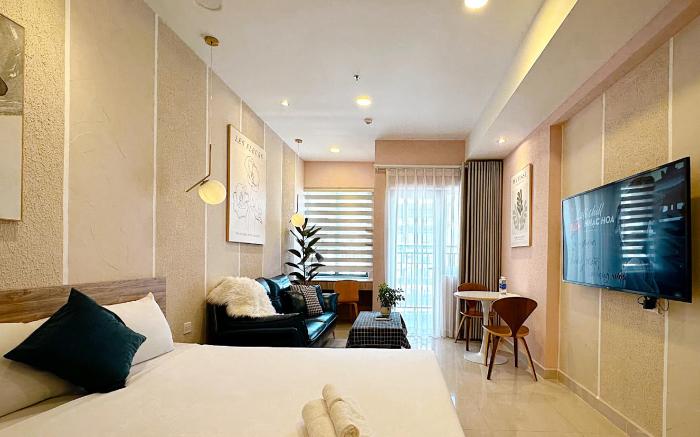 9Trip Stay in Soho Residence District 1 - Next to Bui Vien Walking Street & Ben Thanh Market