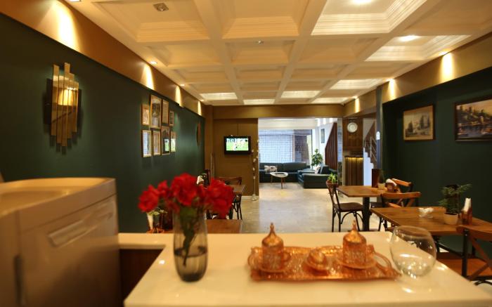 SENYOR GARDEN HOTEL 